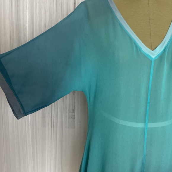 V-Neckline silk, cotton/modal trims Aqua ombré/grey! Lightweight, short sleeves - Picture 4 of 12